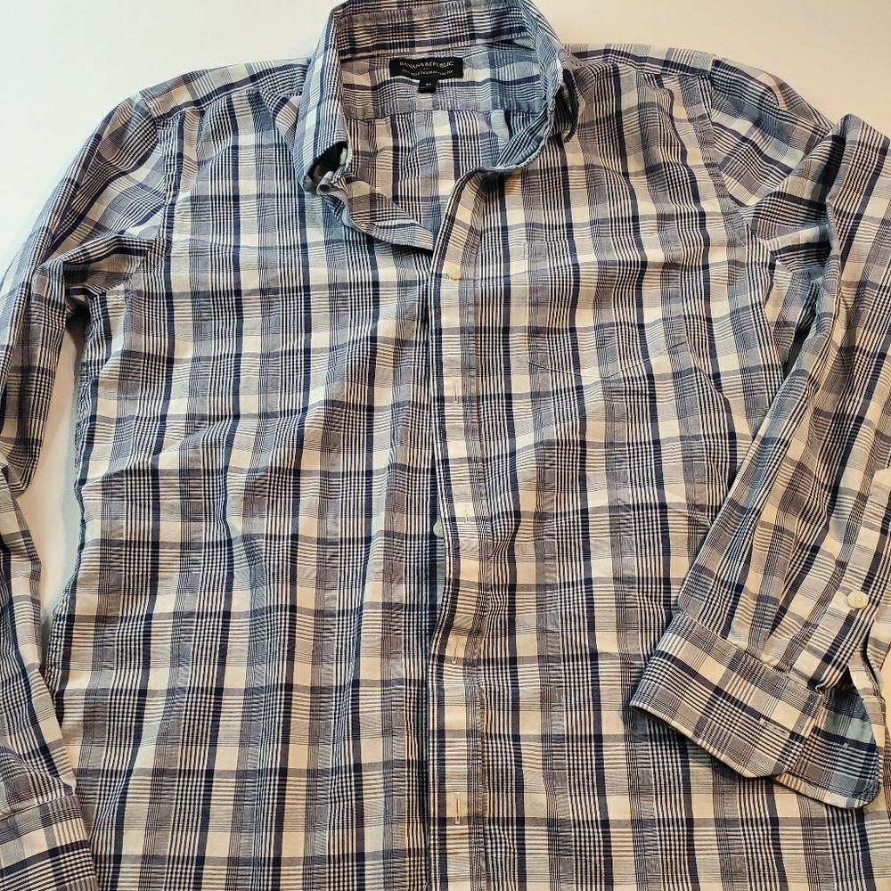 Banana Republic soft wash taylored M plaid shirt